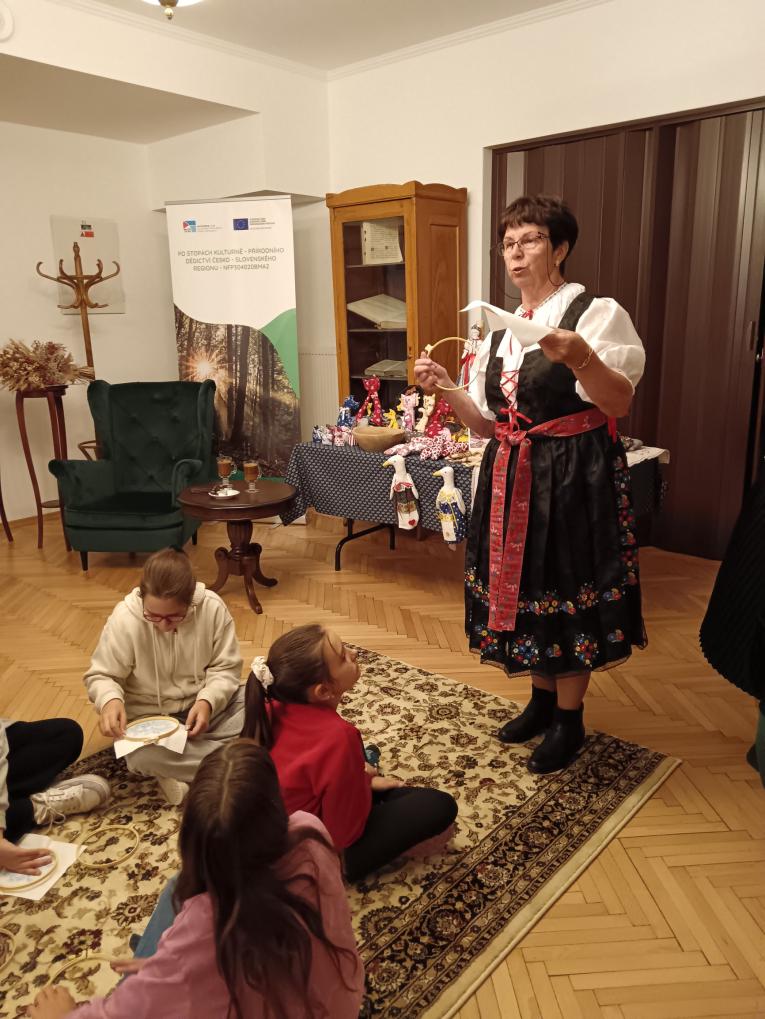 Fotografia z&nbsp;podujatia Medzinárodný workshop vo vyšívaní