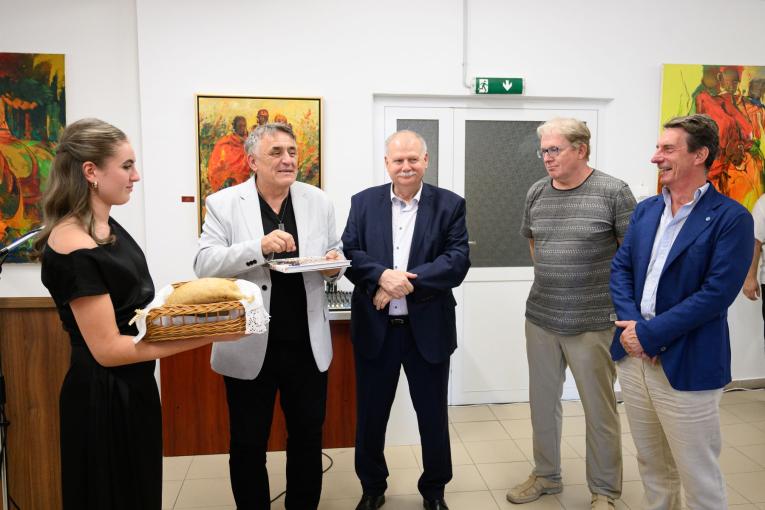 rafia z&nbsp;vernisáže výstavy 